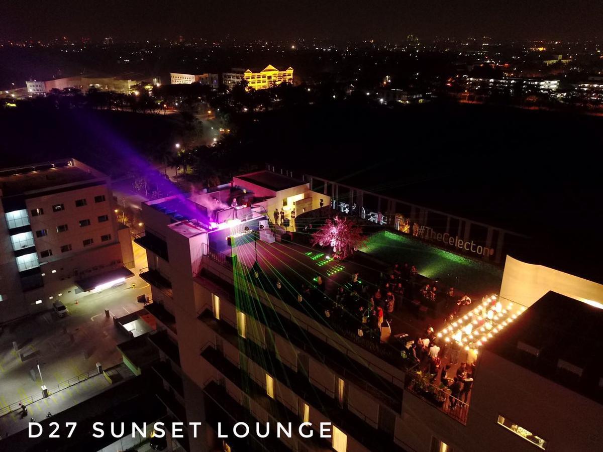 Swiss-Belinn Cikarang Buitenkant foto