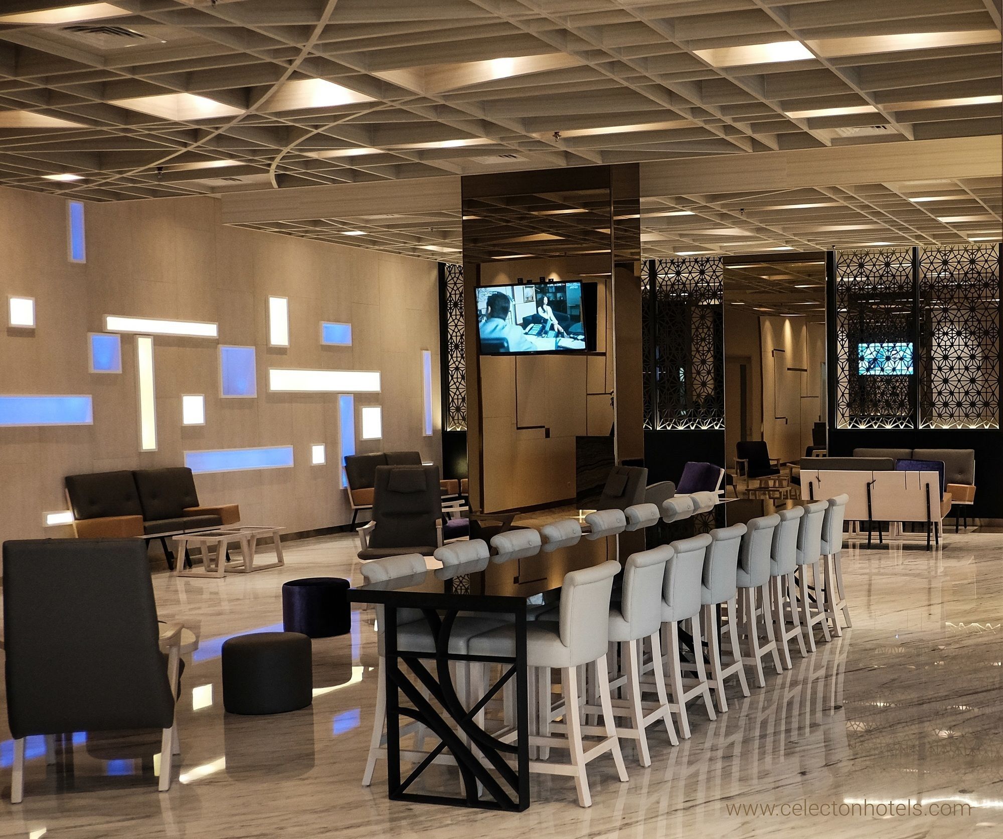 Swiss-Belinn Cikarang Buitenkant foto